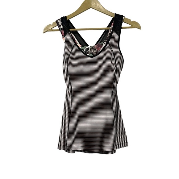 lululemon athletica Tops - Lululemon Women’s Super Sport Striped Butterfly Print Tank Top Size 2 Athletic